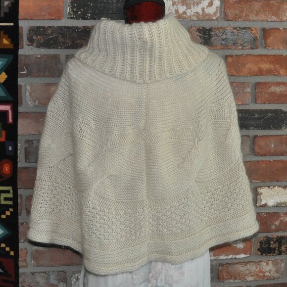 Nardi & Tagliaferri Italy Cable Knit Ivory Poncho Sweater Cowl Neck Wool Blend - Picture 4 of 6